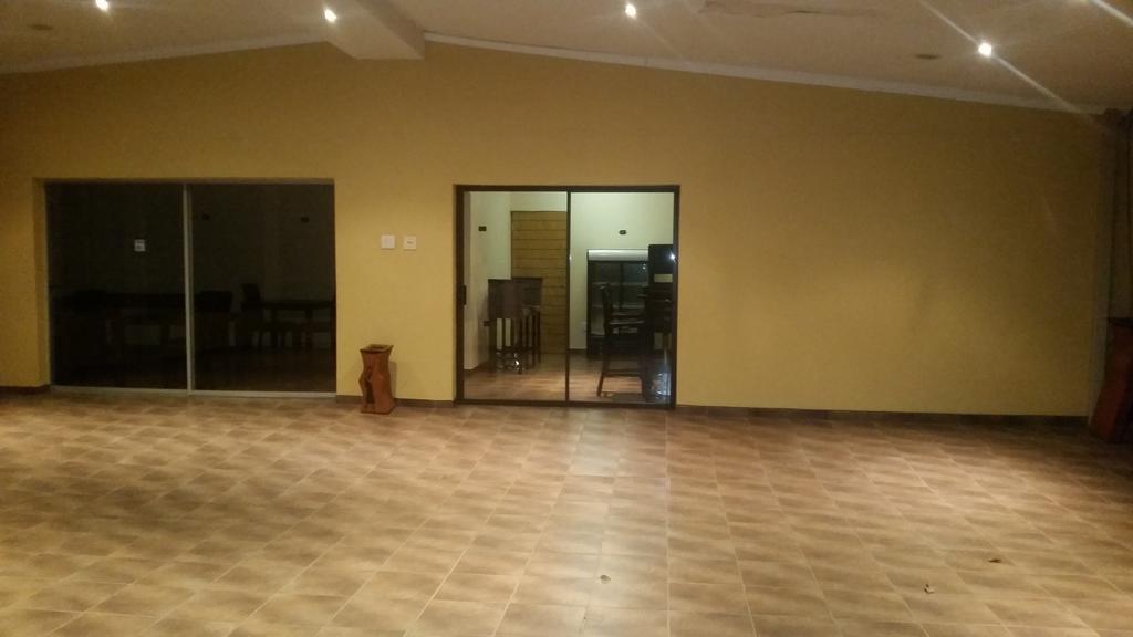 African Phoenix Guest Lodge Johannesburg Bagian luar foto